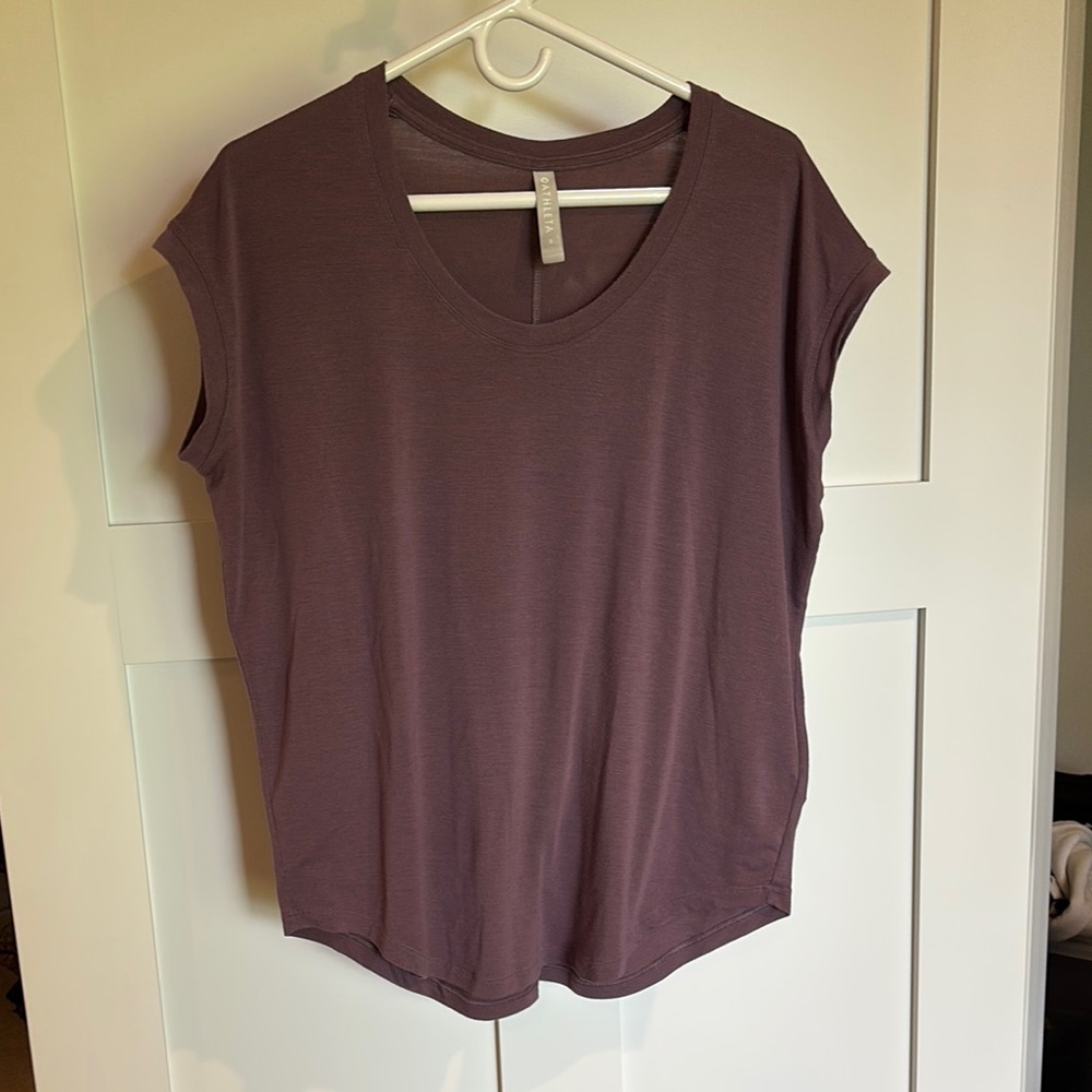 Athleta • loose tshirt